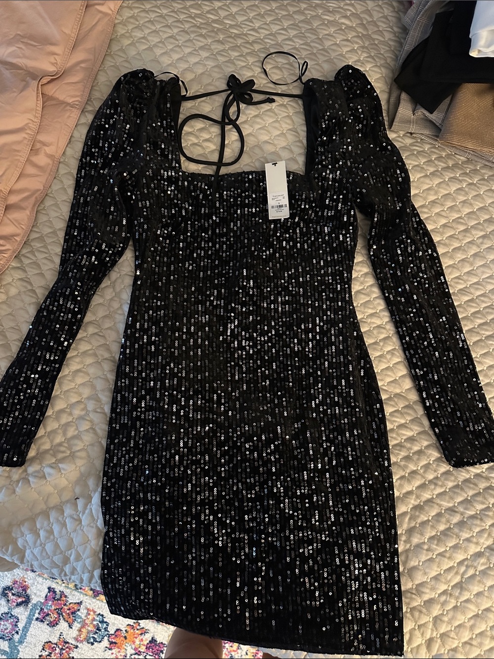 Francesca's Collections Black Sequin Long Sleeve Mini Dress